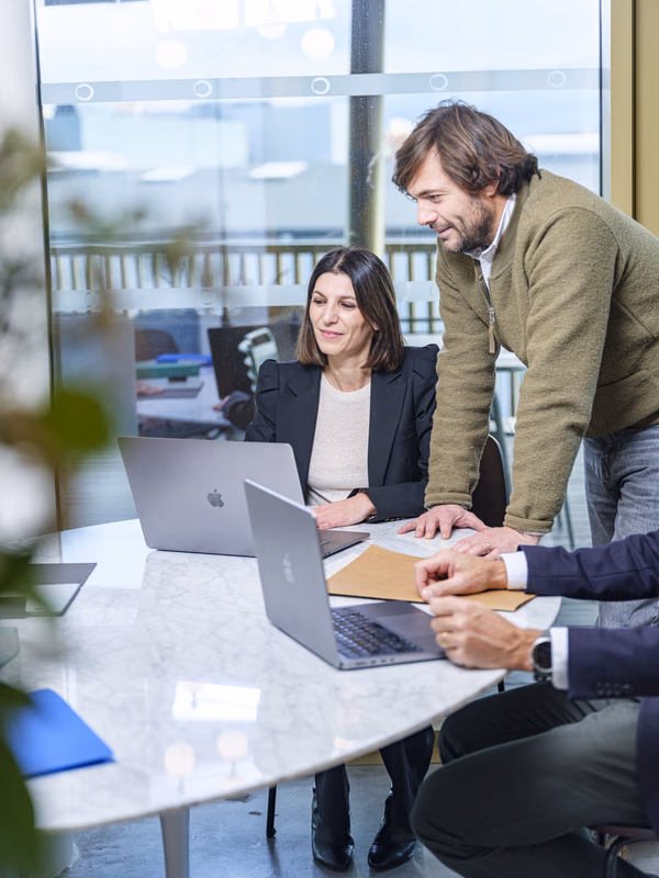 $Un partenaire$ | $de proximité,$ | partout en France